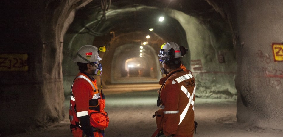 Latest company Cases about Chile Codelco z naszą górniczą lampą